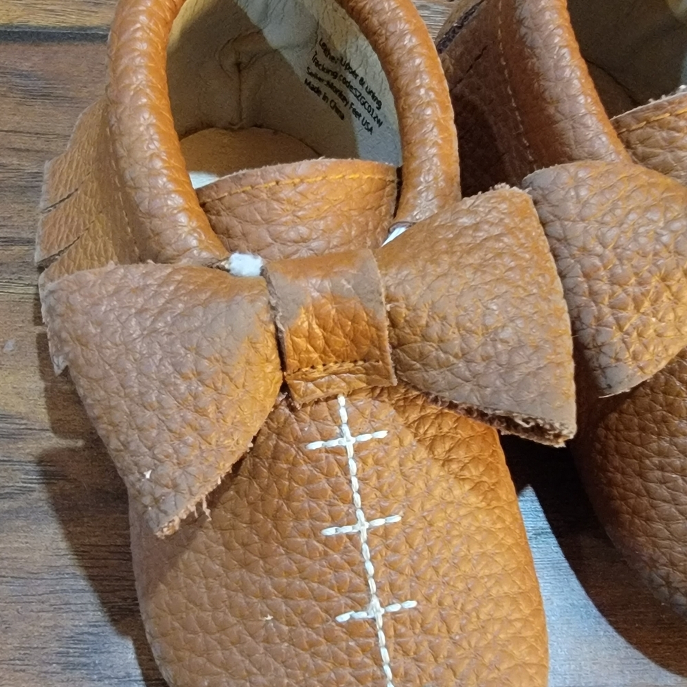 Monkey Feet - Picture 3 of 10